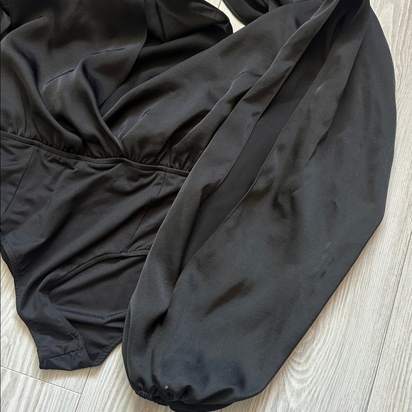 Elegant Black Women's Bodysuit Top - Picture 4 of 4